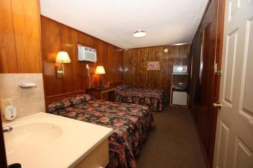 Comfort Green Motel Thayer Exterior photo